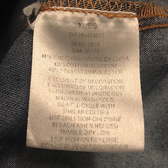 Dream Out Loud by Selena Gomez -Chambray Button Up - Picture 5 of 10